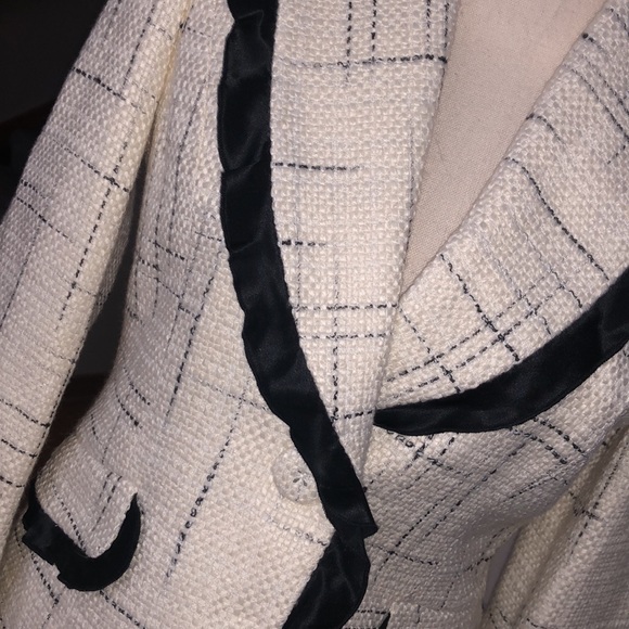 Silk trim blazer 4 | KENNETH COLE NY Blazer with Black Silk Trim | soft - Picture 5 of 11
